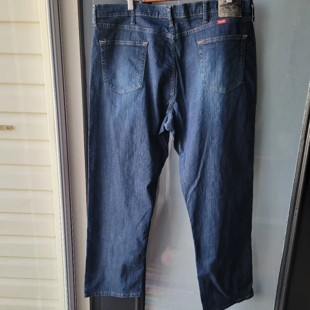 Wrangler Men's Relaxed Fit Blue Jeans Denim Flex For comfort Size 40x30 NWT